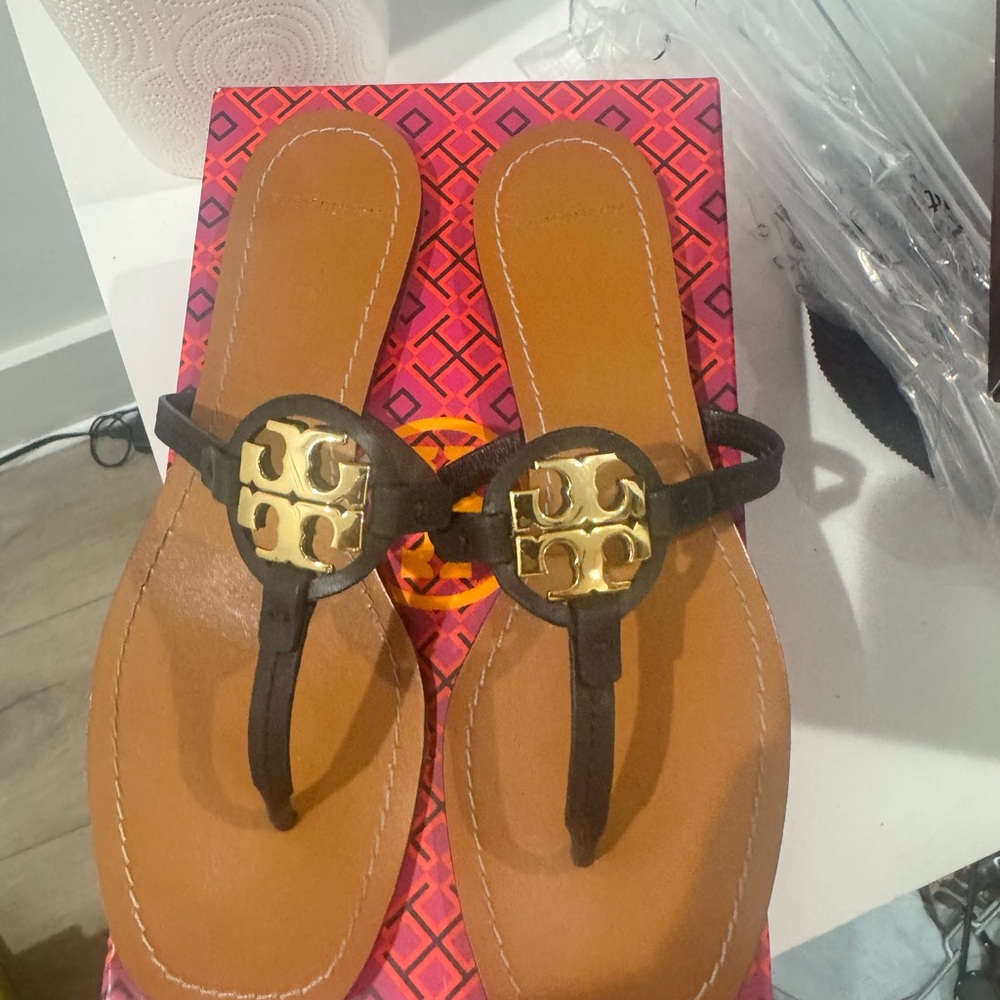Tory Burch Brown Leather Logo Thong Sandals with Gold Emblem